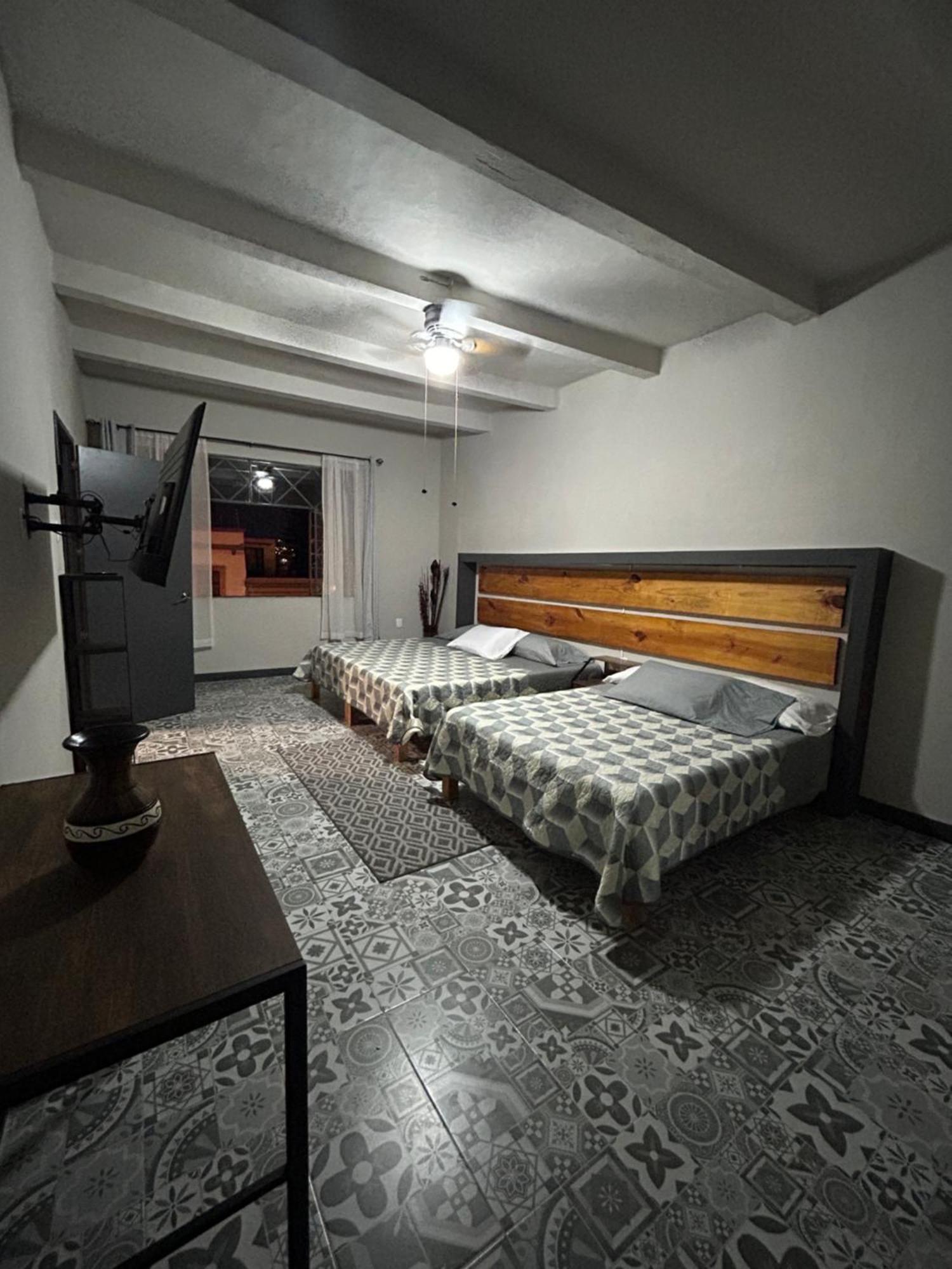 Lolita & Enri, La Mejor Ubicacion Y Vista En El Centro De Queretaro Hotell Eksteriør bilde